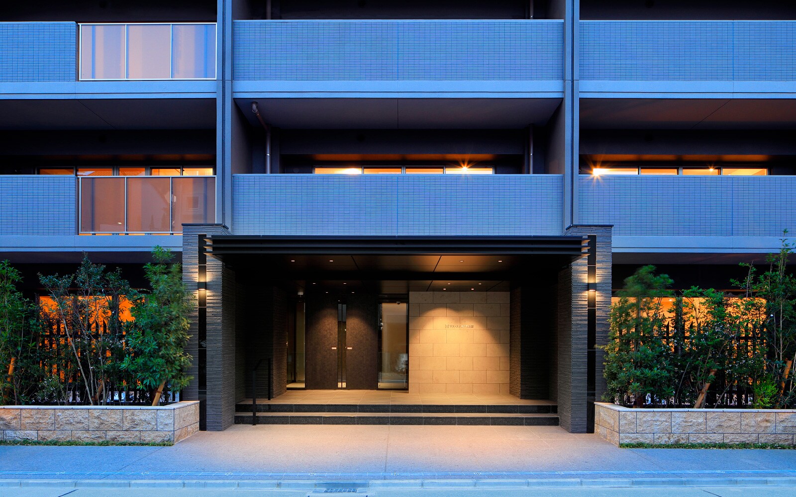 マストスクエア東白壁